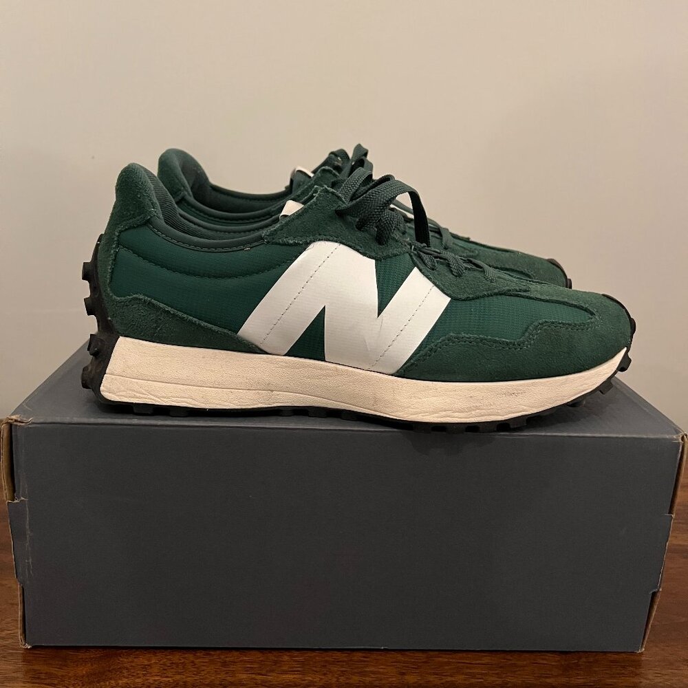 New Balance Men shoes